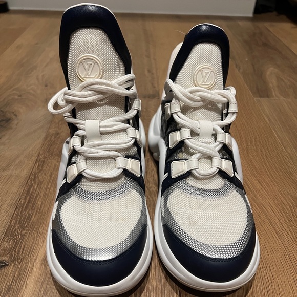 Louis Vuitton LV Archlight Sneaker - Picture 5 of 10